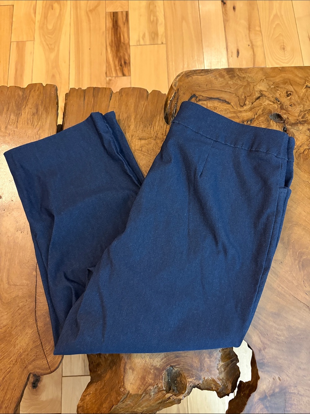 Time and Tru Women's Cropped Ponte Pants in Navy
